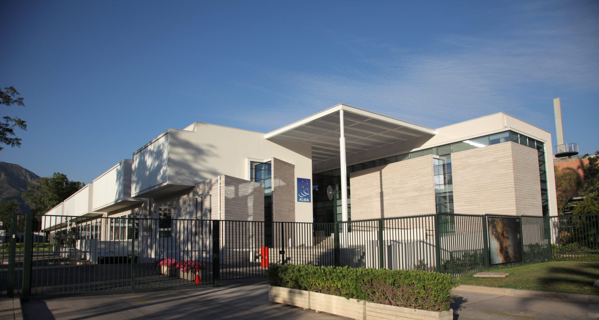 The Santiago Central Office building