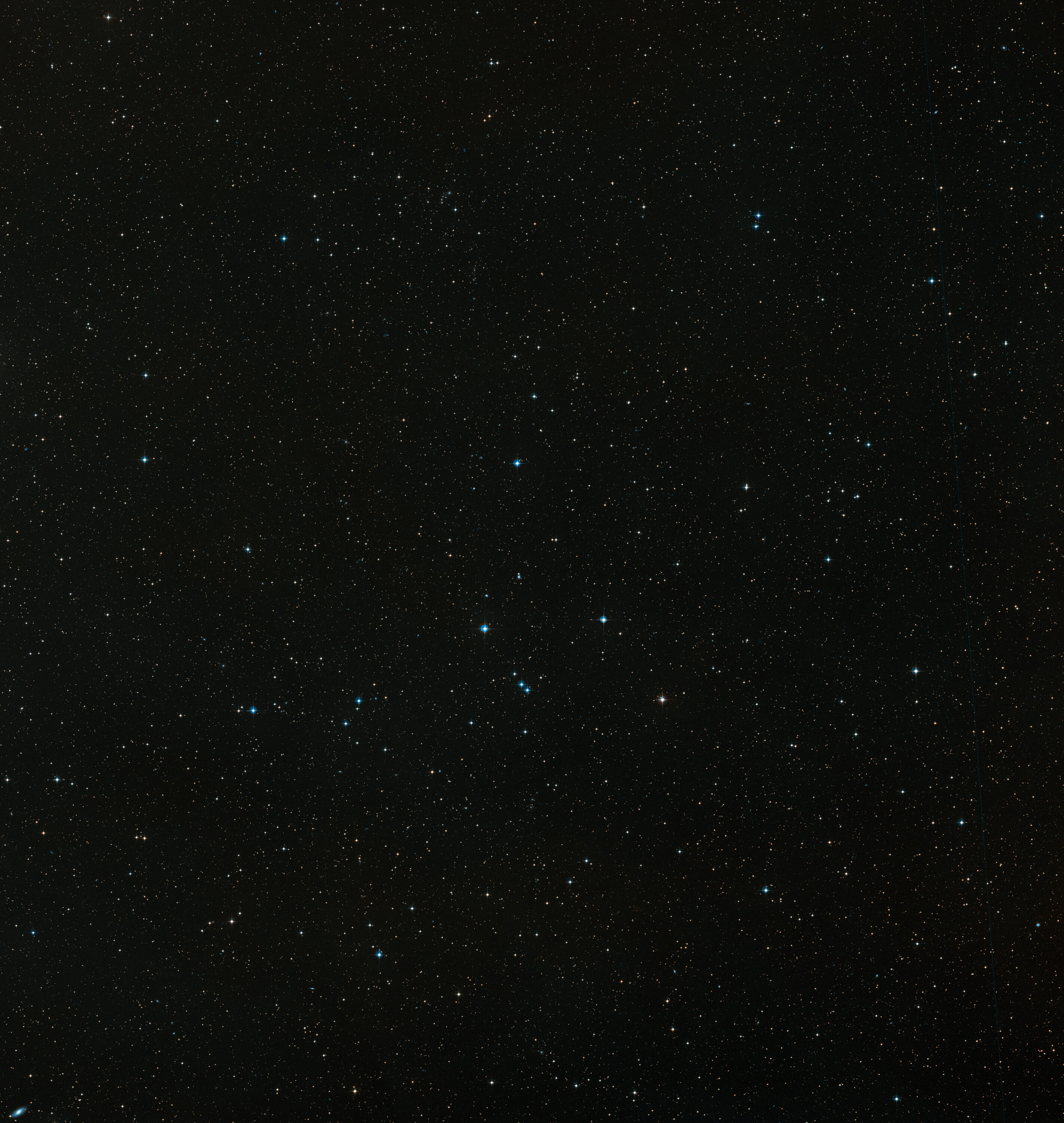 This image is a colour composite made from exposures from the Digitized Sky Survey 2 (DSS2). The field of view is 2.8 x 2.9 degrees. Credit: Digitized Sky Survey 2 and ESA/Hubble. ESA/Hubble and Digitized Sky Survey 2. Acknowledgement: Davide De Martin (ESA/Hubble)